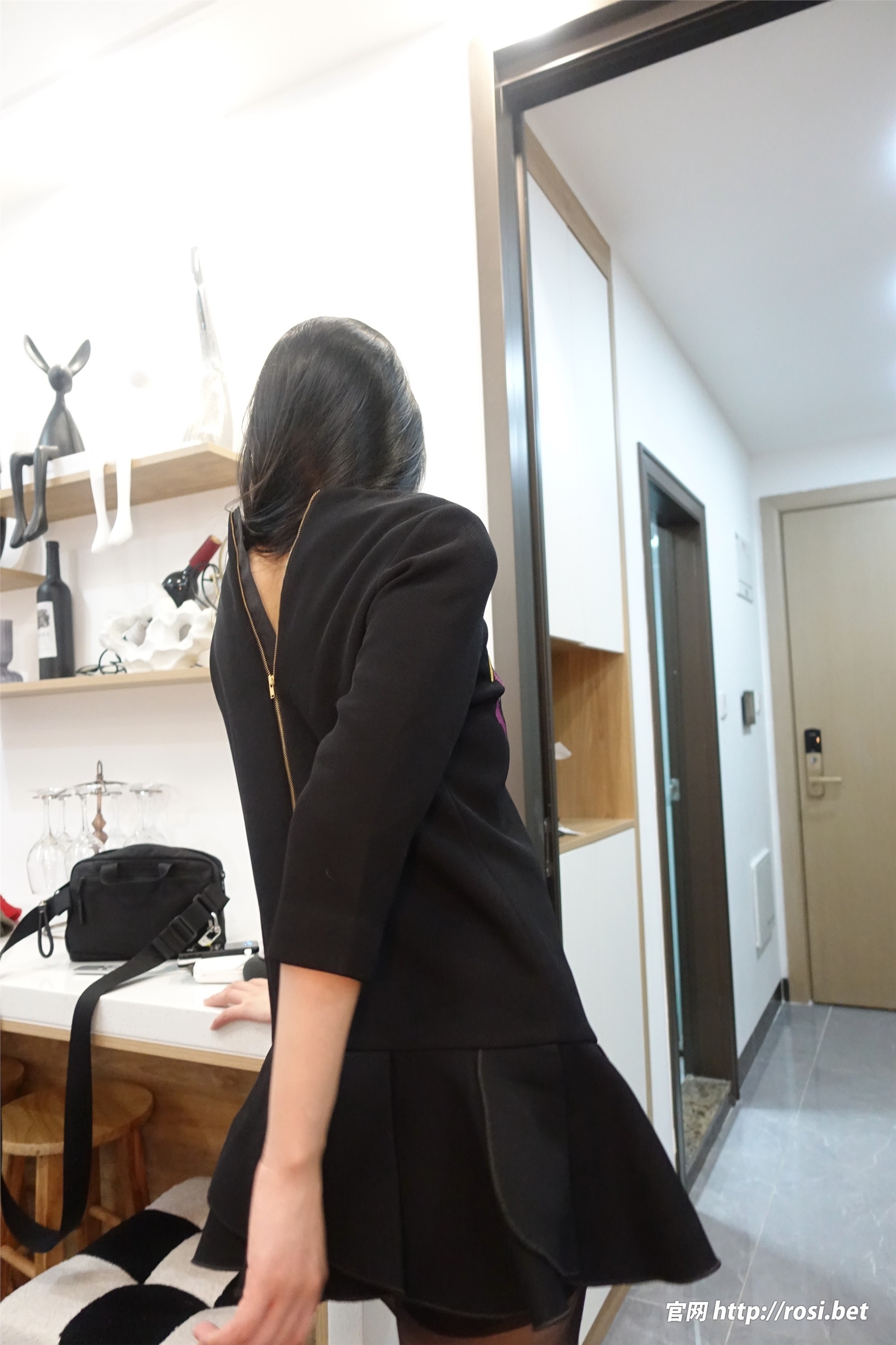 ROSI写真 2024.09.01 NO.4654